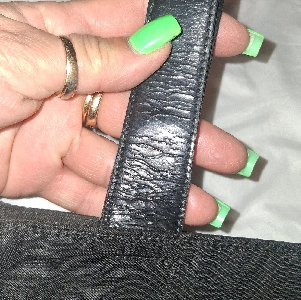 Prada Elegant Vintage Black Tote Bag - Picture 6 of 12